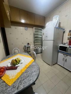 Image 9 - 1031570