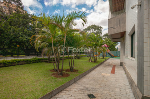 Image 9 - 1031575