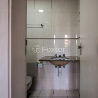 Image 31 - 1031575
