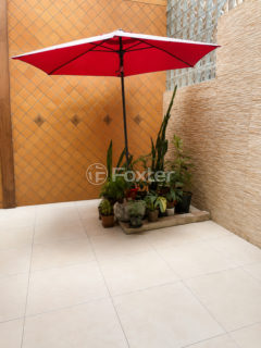 Image 9 - 1031578