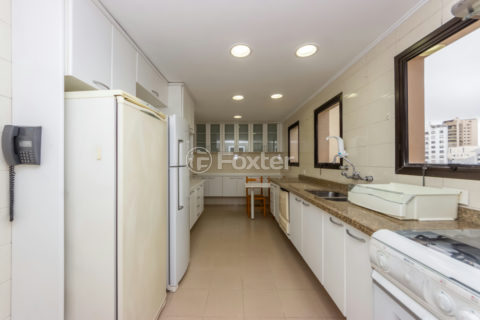 Image 30 - 1031592