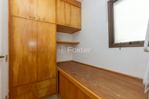 Image 36 - 1031592
