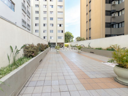Image 33 - 1031594
