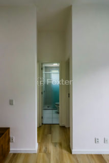 Image 7 - 1031598