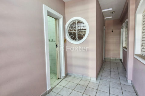 Image 29 - 1031607