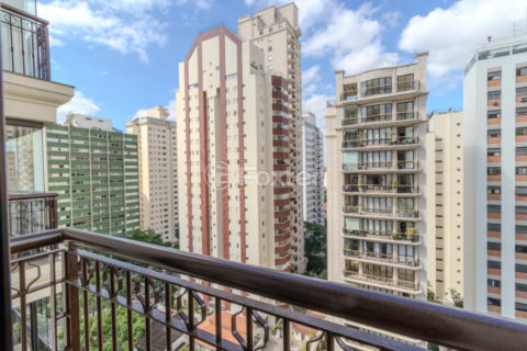 Image 22 - 1031611
