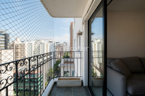 Image 12 - 1031615