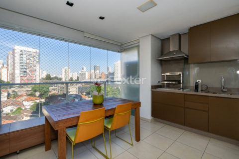Image 9 - 1031626