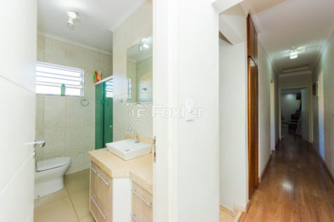 Image 30 - 1031629