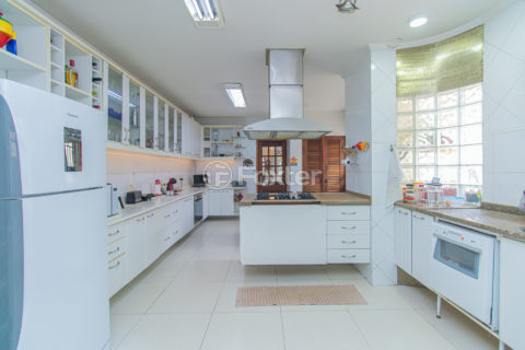 Image 11 - 1031635