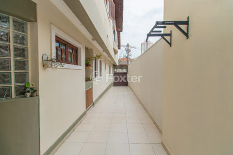 Image 15 - 1031635