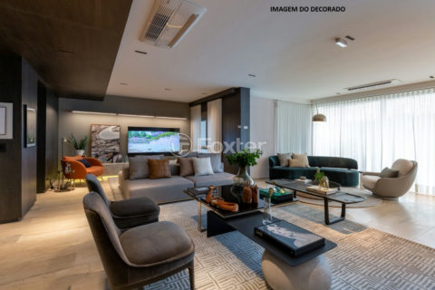 Image 2 - 1031642