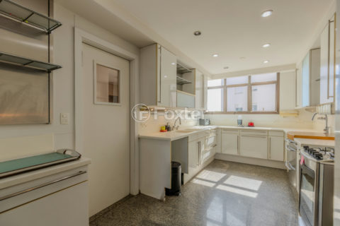 Image 22 - 1031644
