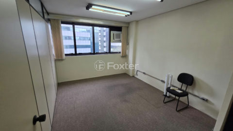 Image 3 - 1031646