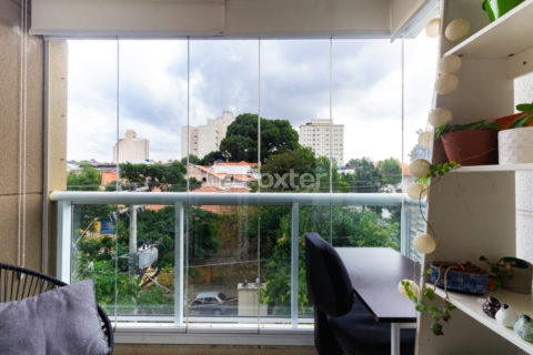 Image 8 - 1031657