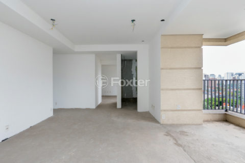 Image 34 - 1031659