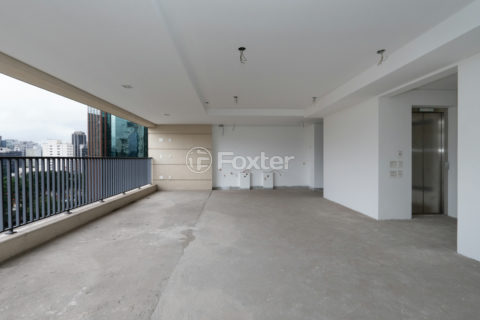 Image 3 - 1031659
