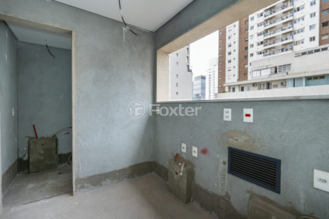 Image 21 - 1031659