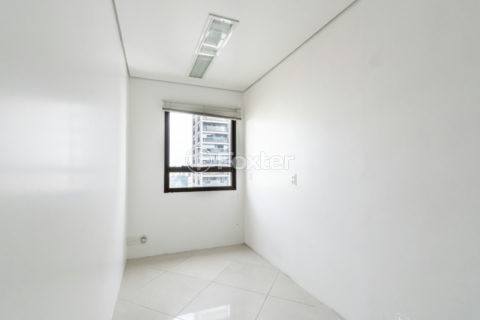 Image 7 - 1031672