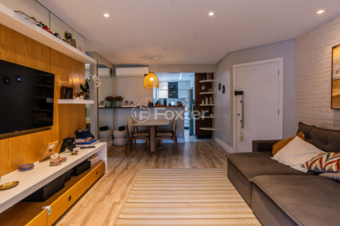 Image 3 - 1031674