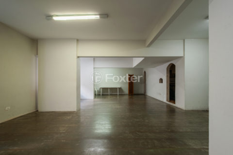 Image 26 - 1031675
