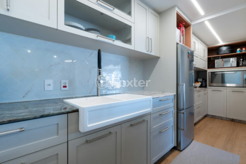 Image 9 - 1031678