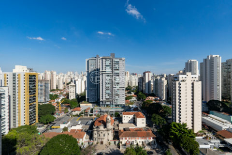 Image 33 - 1031678