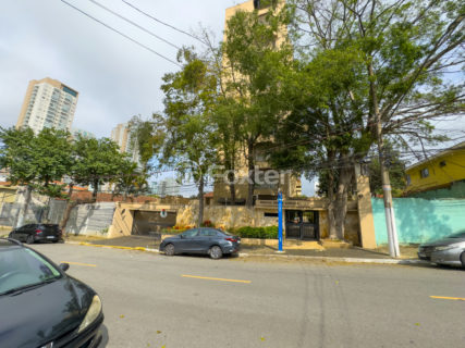 Image 44 - 1031680