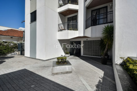 Image 33 - 1031685