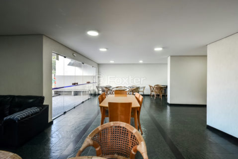 Image 22 - 1031685