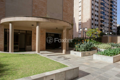 Image 32 - 1031690
