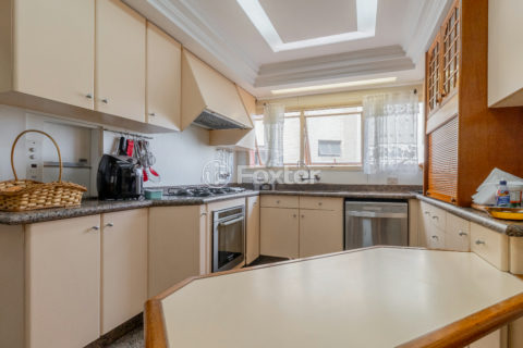 Image 42 - 1031699
