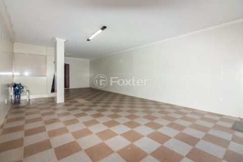 Image 40 - 1031705