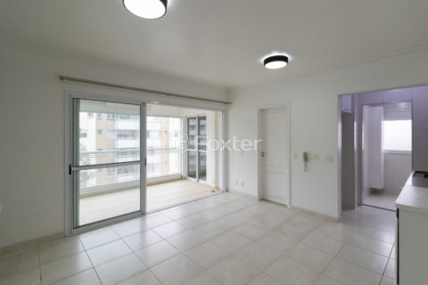 Image 31 - 1031717