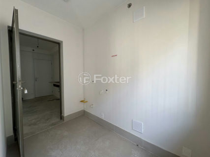 Image 11 - 1031725