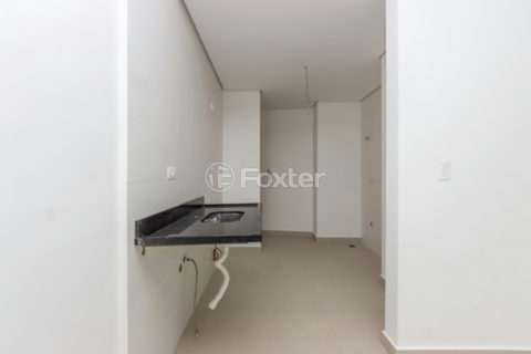 Image 8 - 1031729