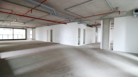Image 16 - 1031730