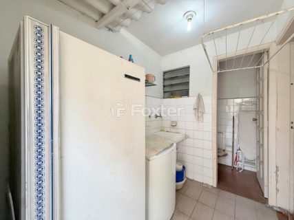 Image 32 - 1031736