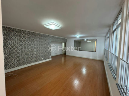 Image 3 - 1031746