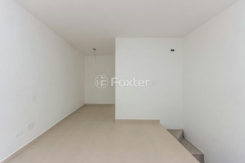 Image 17 - 1031750