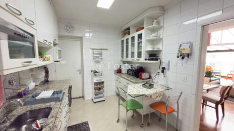 Image 75 - 1031752
