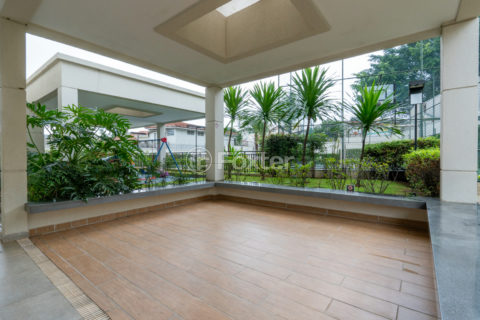 Image 39 - 1031753