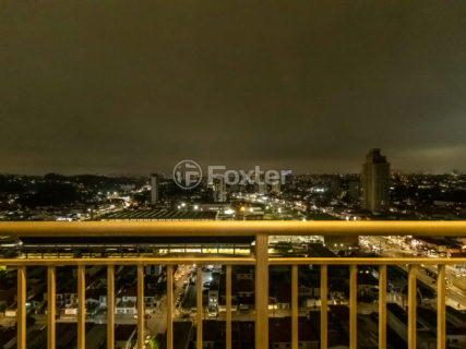 Image 15 - 1031757