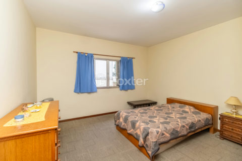 Image 31 - 1031772