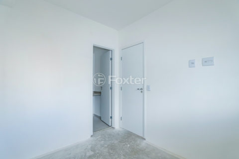 Image 10 - 1031779