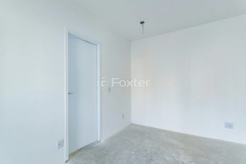 Image 3 - 1031779
