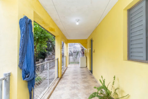 Image 19 - 1031782