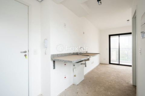 Image 1 - 1031784