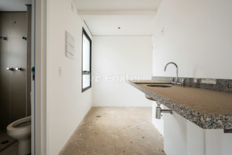 Image 7 - 1031784