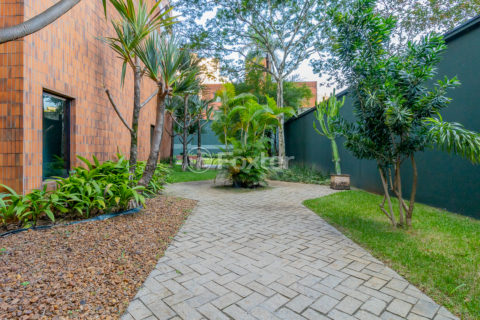 Image 37 - 1031789